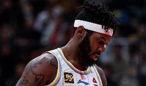 皇冠体育-很难想象核心小外决战21分钟出手4次得分挂零 有些地方失去控制了