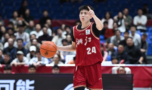 皇冠网址-媒体人：支持李悦洲“美高不如CBA”言论 像林葳直接打NCAA也可以