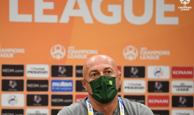 皇冠体育平台-扬科维奇：球队中场表现还可以 后场防守需要提升