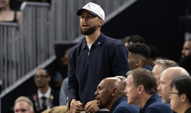 皇冠体育网址-消息人士爆料：库里预计今夏将有一位巨星加盟勇士