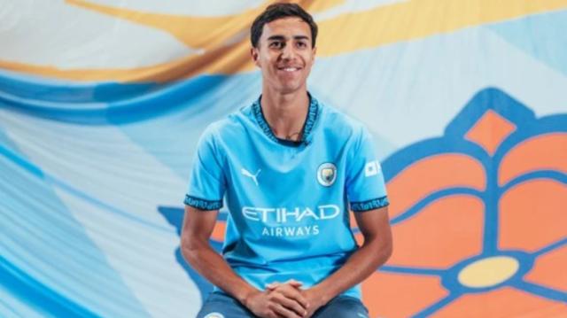 1737460952620045937.png reis 3.png